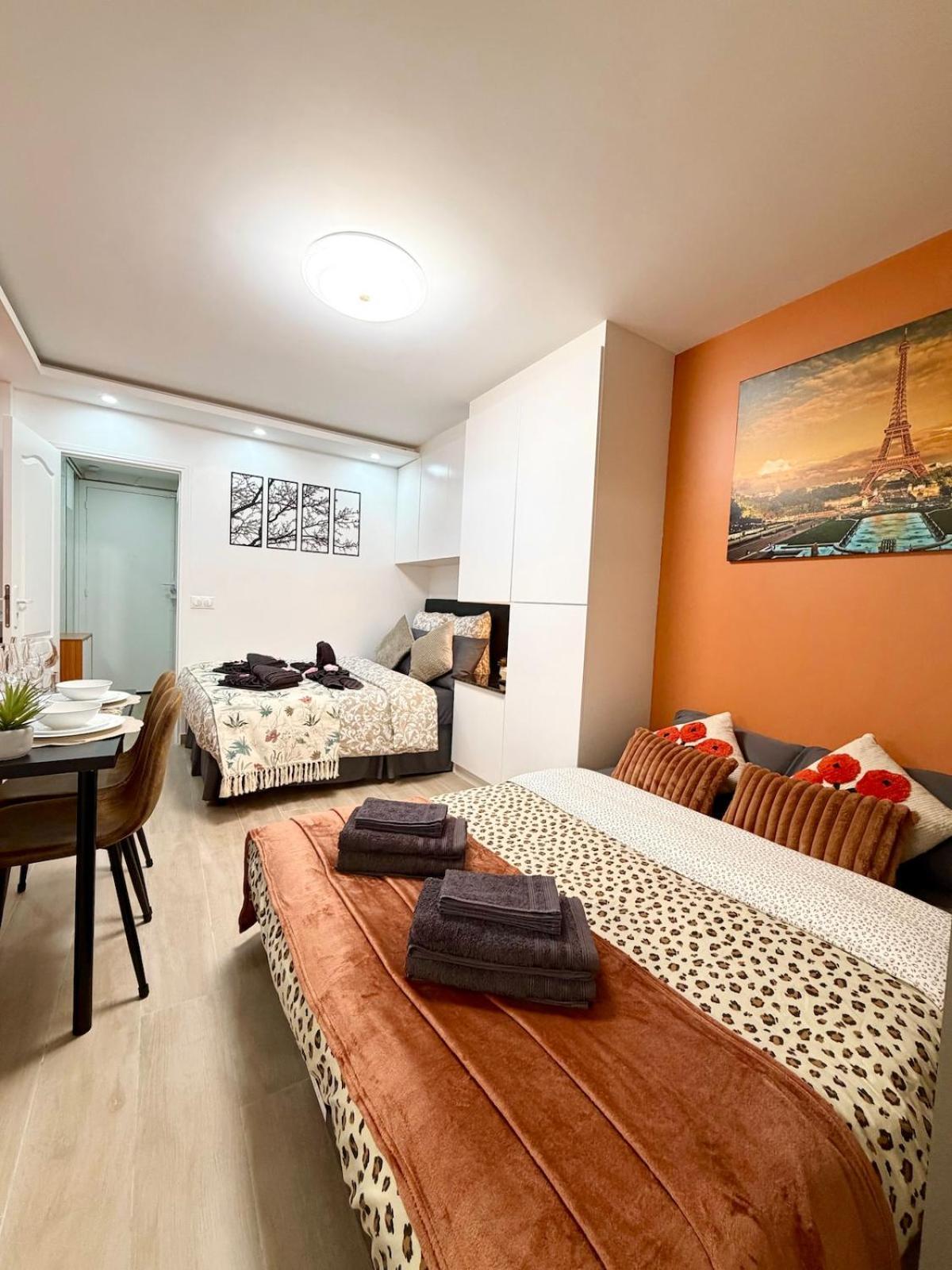 Stylish In Center Metro 6 Glaciere & M7 Les Gobelins Apartment