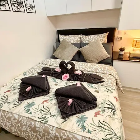 Stylish In Center Metro 6 Glaciere & M7 Les Gobelins Apartment Paris